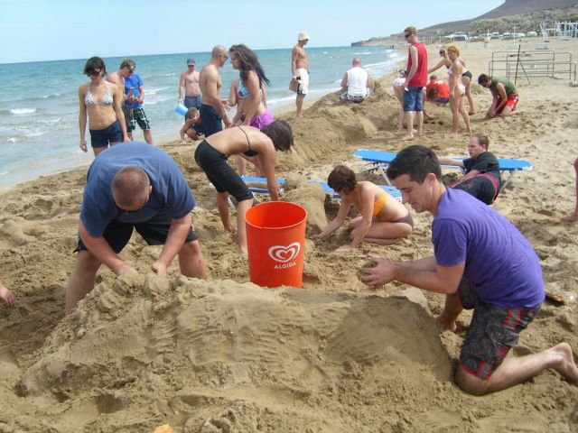 i/Kranj/Absolvent08/10-BeachParty/absolvent 2107.jpg_640.jpg